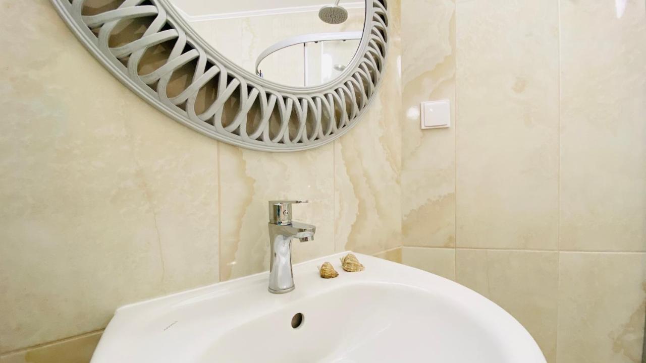 Apartello Artur - Modern Studios - سفيتي فلاس المظهر الخارجي الصورة
