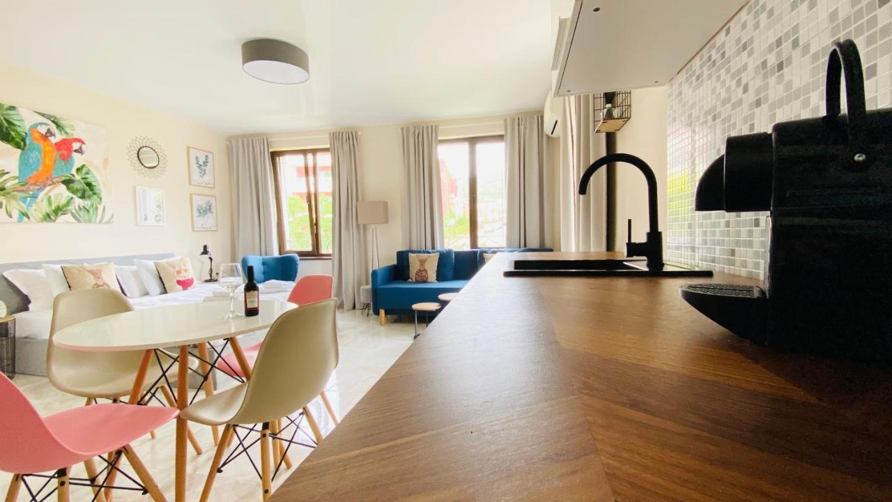 Apartello Artur - Modern Studios - سفيتي فلاس المظهر الخارجي الصورة